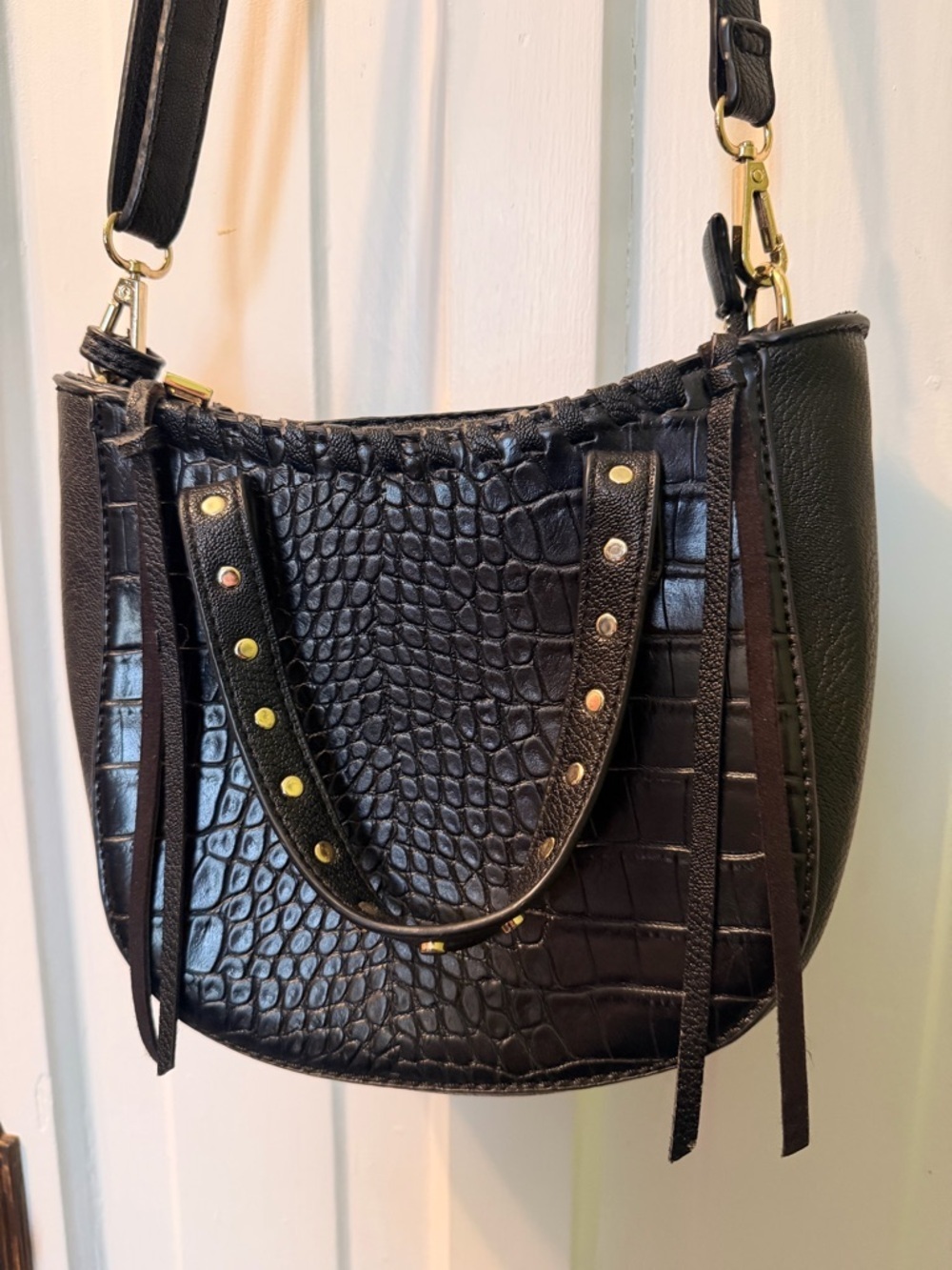 ❤️ 2 for $10 ❤️ Madison West Black Croc-Embossed Shoulder Bag with Gold Accents